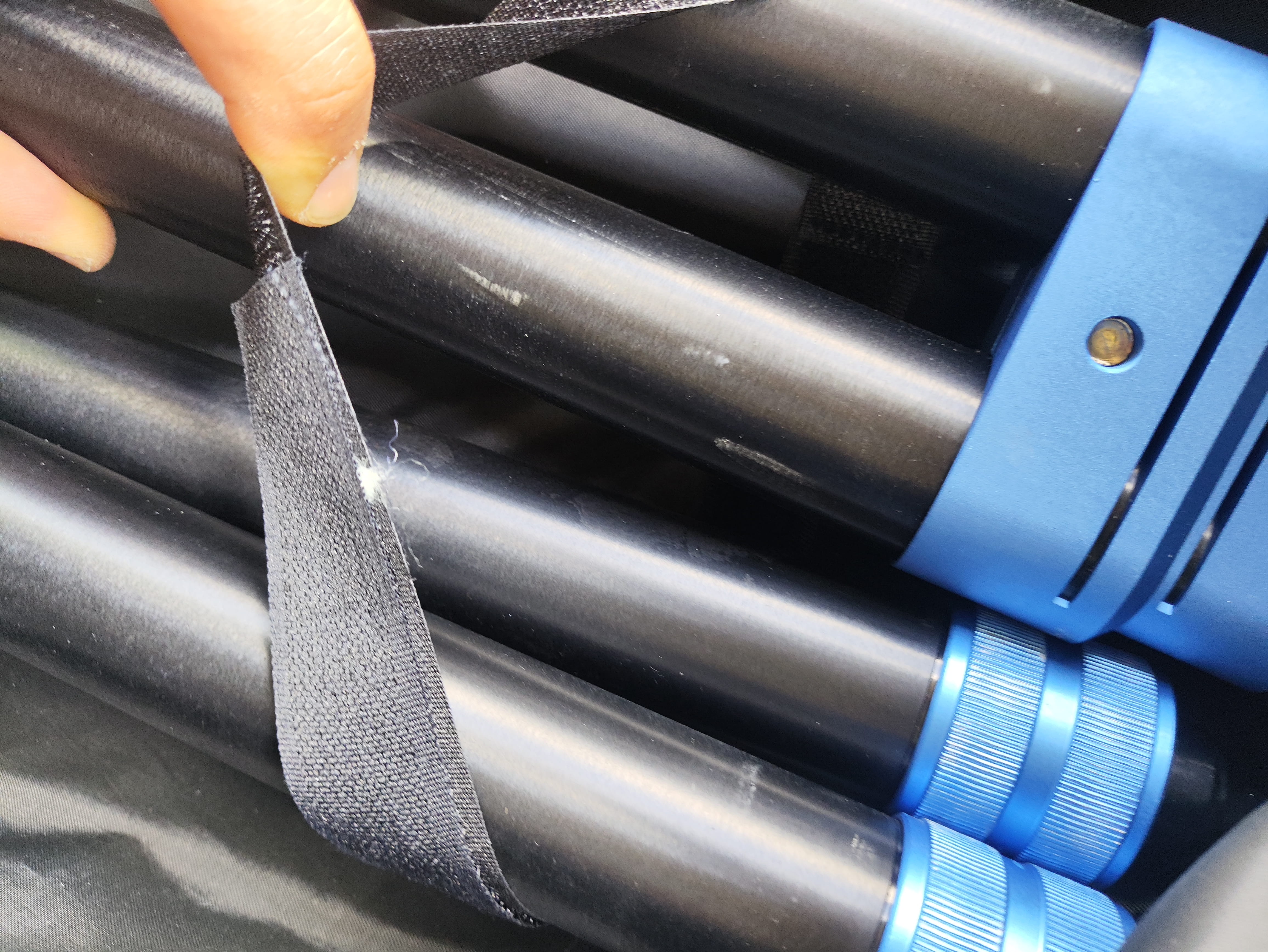WPE Keturių kojų meškerių stovai su transportavimo defektais - Image 12